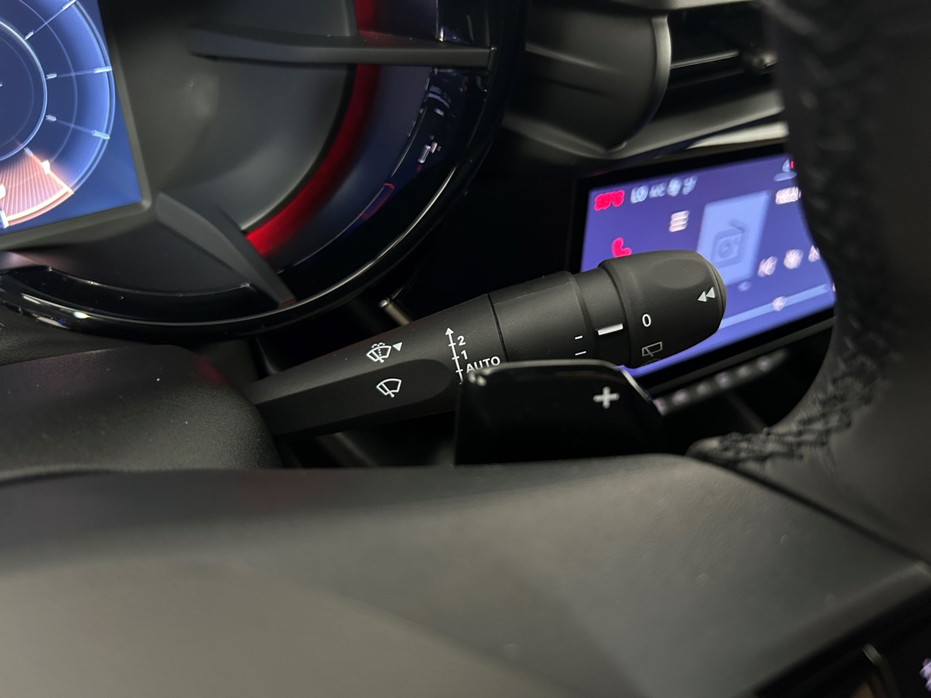 Junior 1.2 ibrida Speciale - Autoviemme